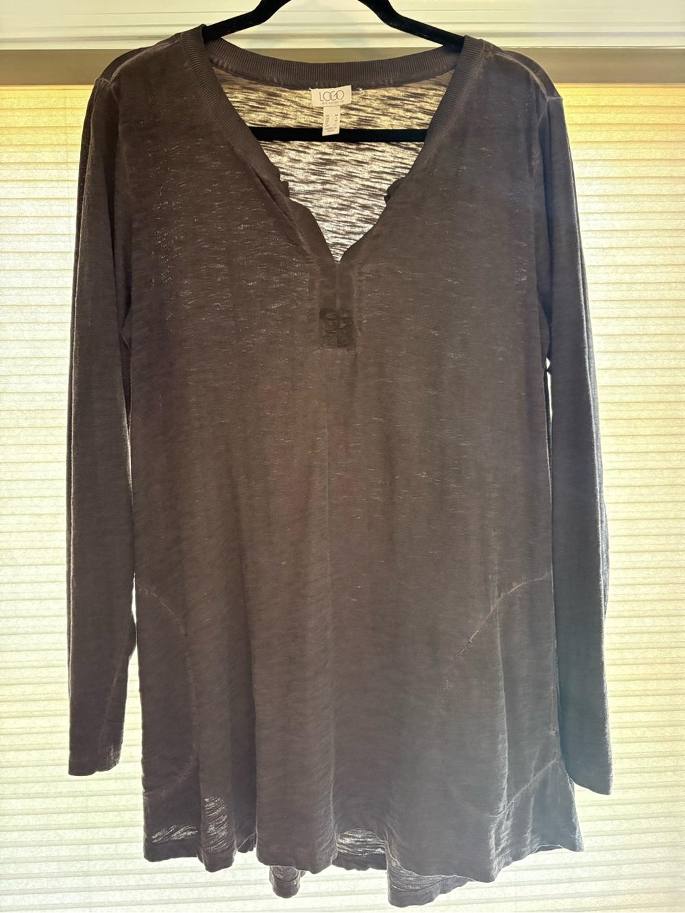 LOGO by Lori Goldstein Lightweight Scoop Notch Long Sleeve Top in Charcoal Gray